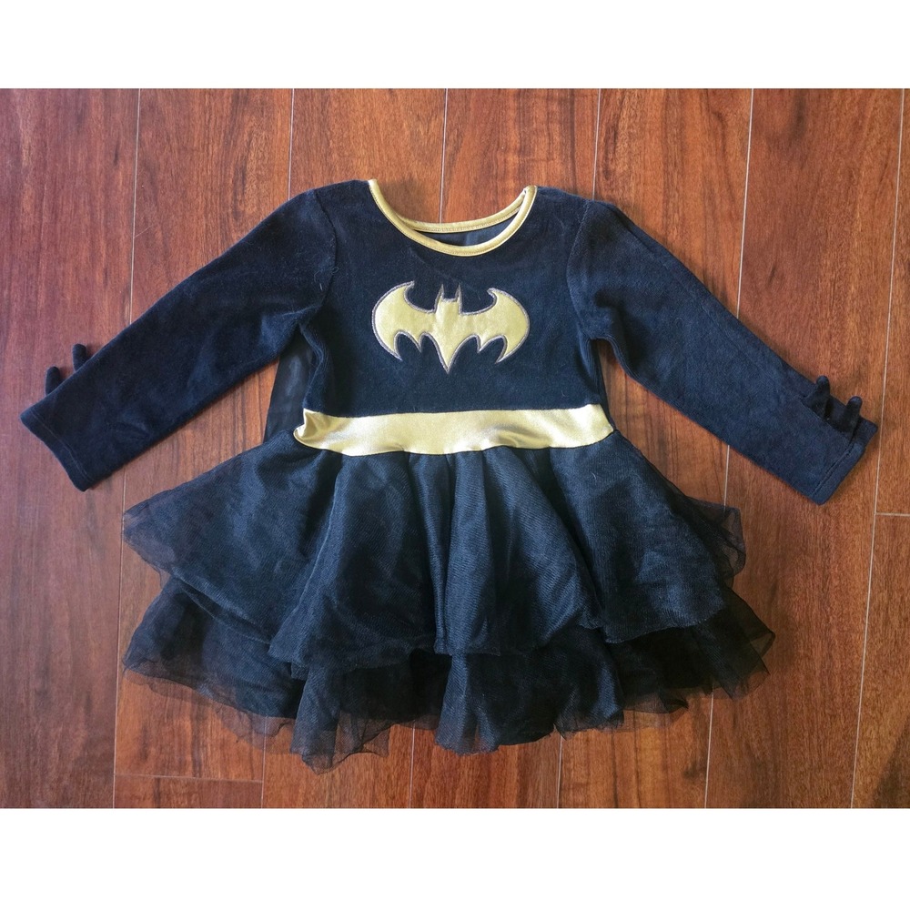 Batman Toddler Girls Tutu Dress Detachable Cape 2T DC Comics Halloween costume